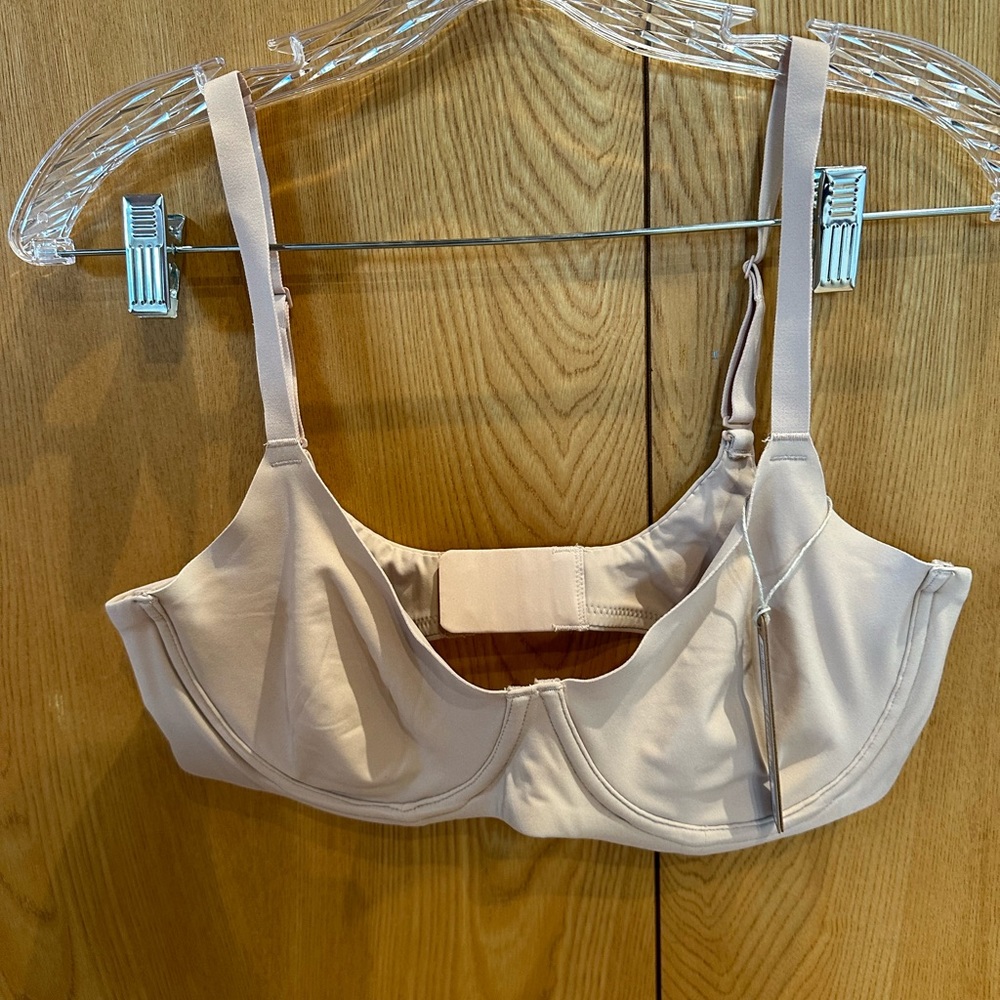Skims FITS EVERYBODY UNLINED DEMI BRA | MICA × 1